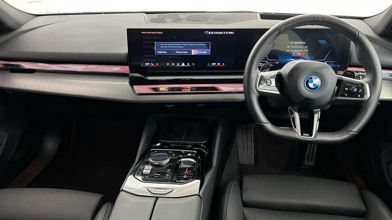 Used BMW 530e M Sport 295 HP (216 kW) 2025 Grey Estate