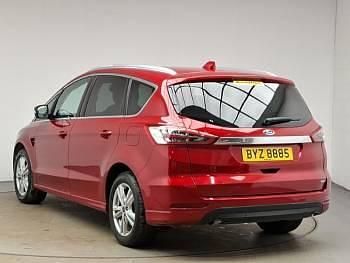 Used Ford S-MAX Titanium 190 HP (139 kW) 2023 Red MPV