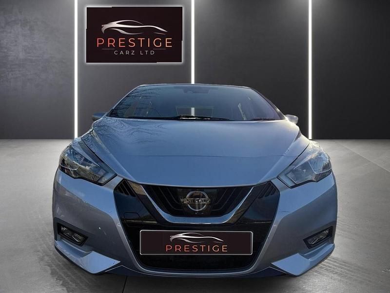Begagnad Nissan Micra Acenta 2017 Silver Halvkombi