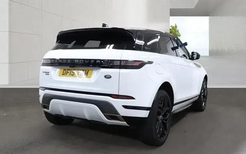 Used Land Rover Range Rover evoque SE Dynamic 182 HP (133 kW) 2019 White SUV