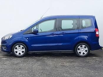 Used Ford Tourneo Zetec 100 HP (73 kW) 2019 Blue Estate