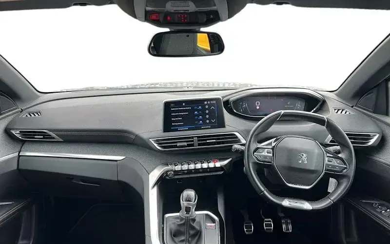 Used Peugeot 5008 GT-line 131 HP (96 kW) 2019 Grey Estate