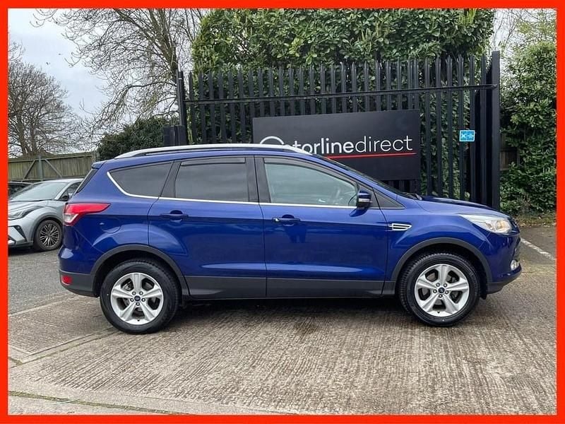 Used Ford Kuga Zetec 120 HP (88 kW) 2016 Blue SUV