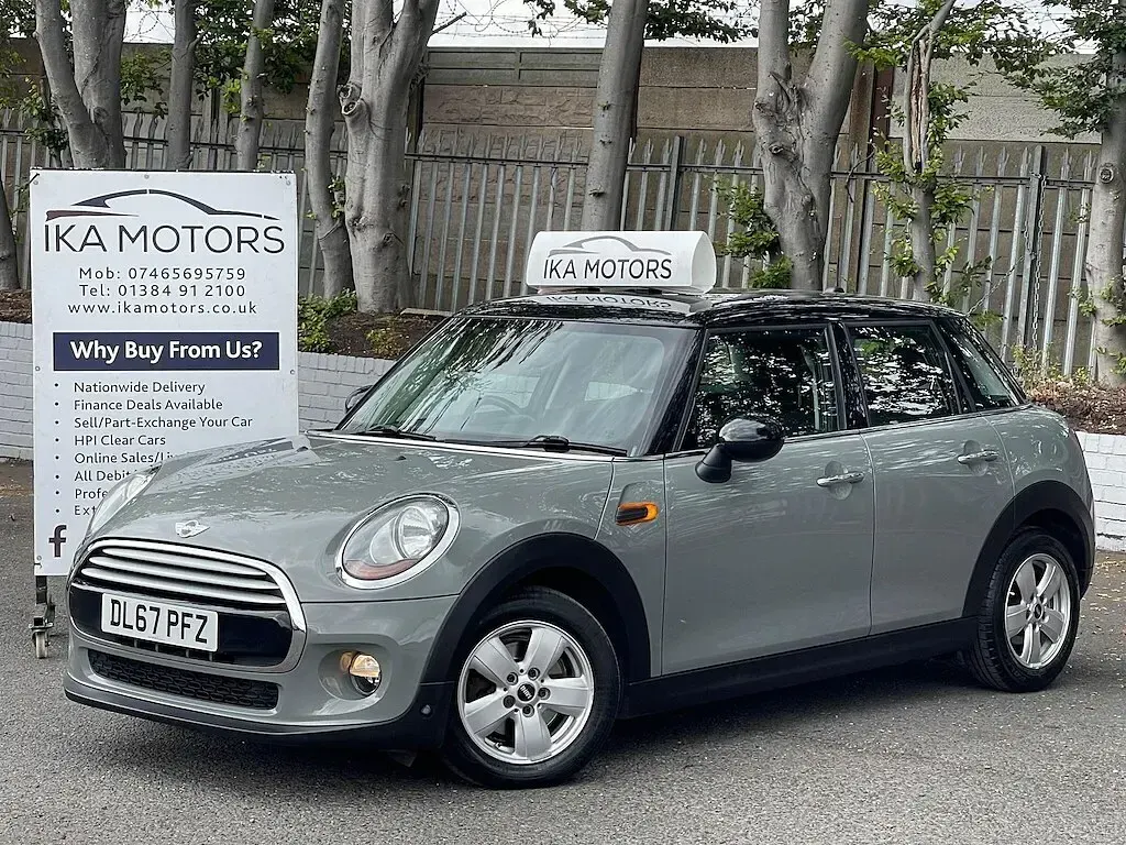 Used Mini Cooper D Hatch 116 HP (85 kW) 2017 Grey Hatchback