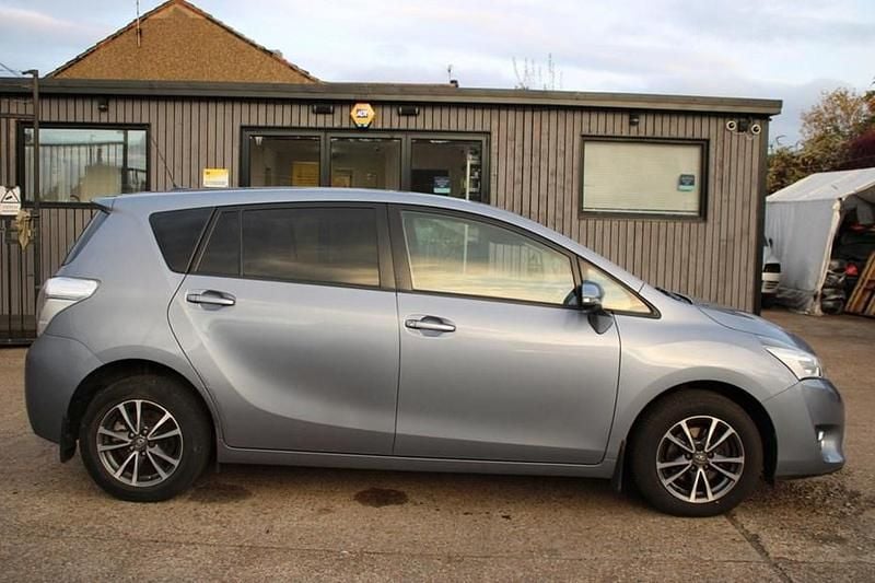 Blue Used 2013 Toyota Verso MPV | £6,899 (Fair price) - Image 1/1