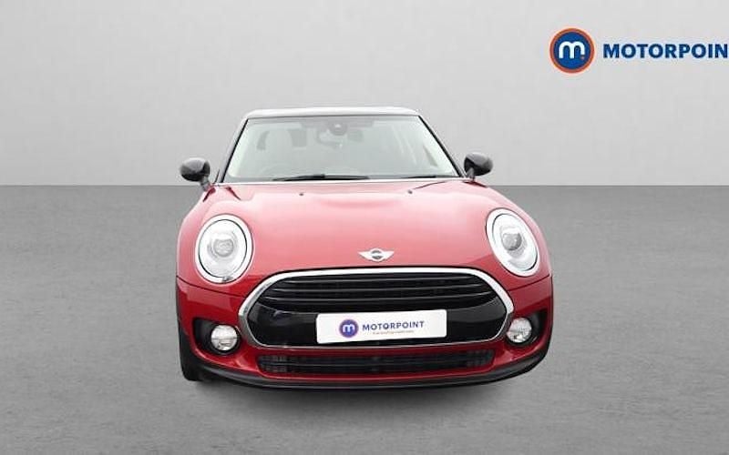 Used Mini Cooper Clubman 136 HP (100 kW) 2017 Red Estate