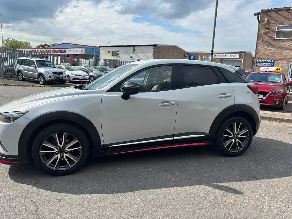 Used Mazda CX-3 Inclusive 105 HP (77 kW) 2015 Silver SUV