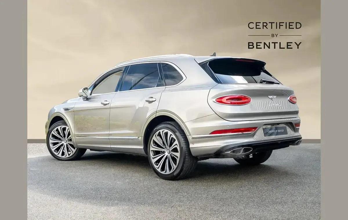 Used Bentley Bentayga 542 HP (398 kW) 2024 Grey SUV