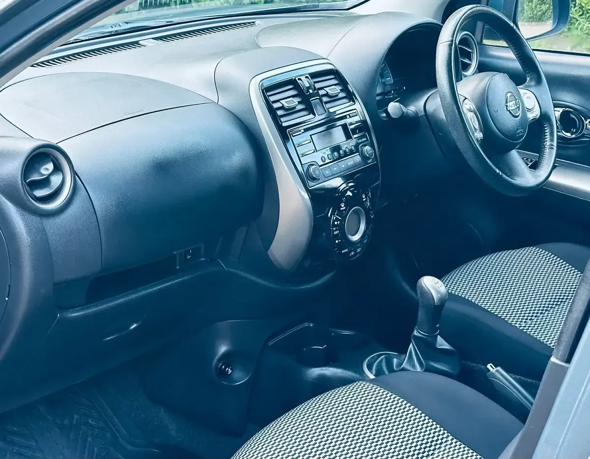 Used Nissan Micra Acenta 80 HP (58 kW) 2016 Grey Hatchback