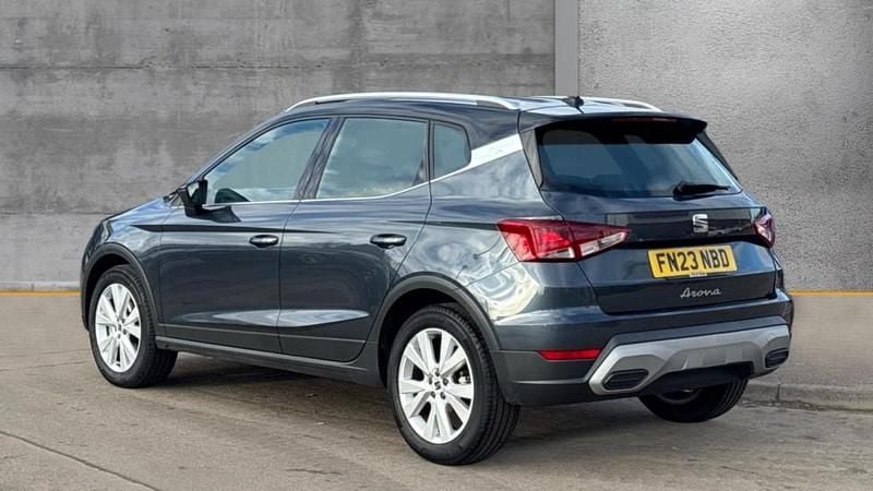Used Seat Arona Xperience 110 HP (80 kW) 2023 Grey SUV