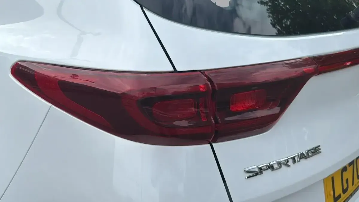 Used Kia Sportage 174 HP (127 kW) 2020 White SUV