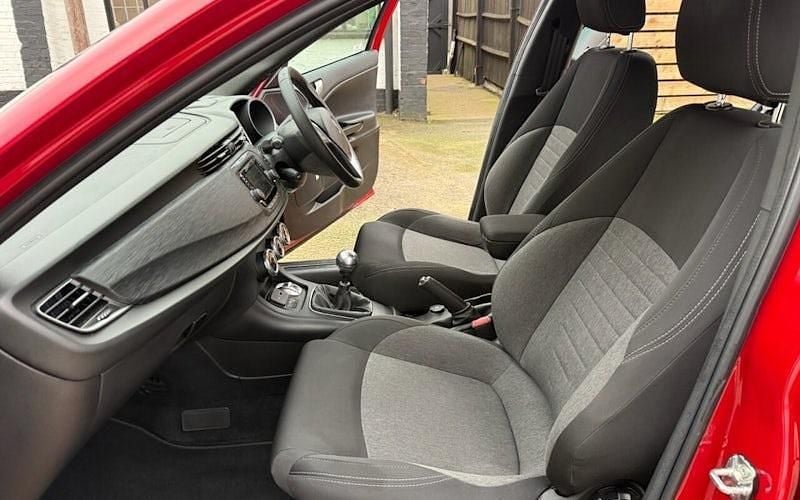 Used Alfa Romeo Giulietta 120 HP (88 kW) 2019 Hatchback