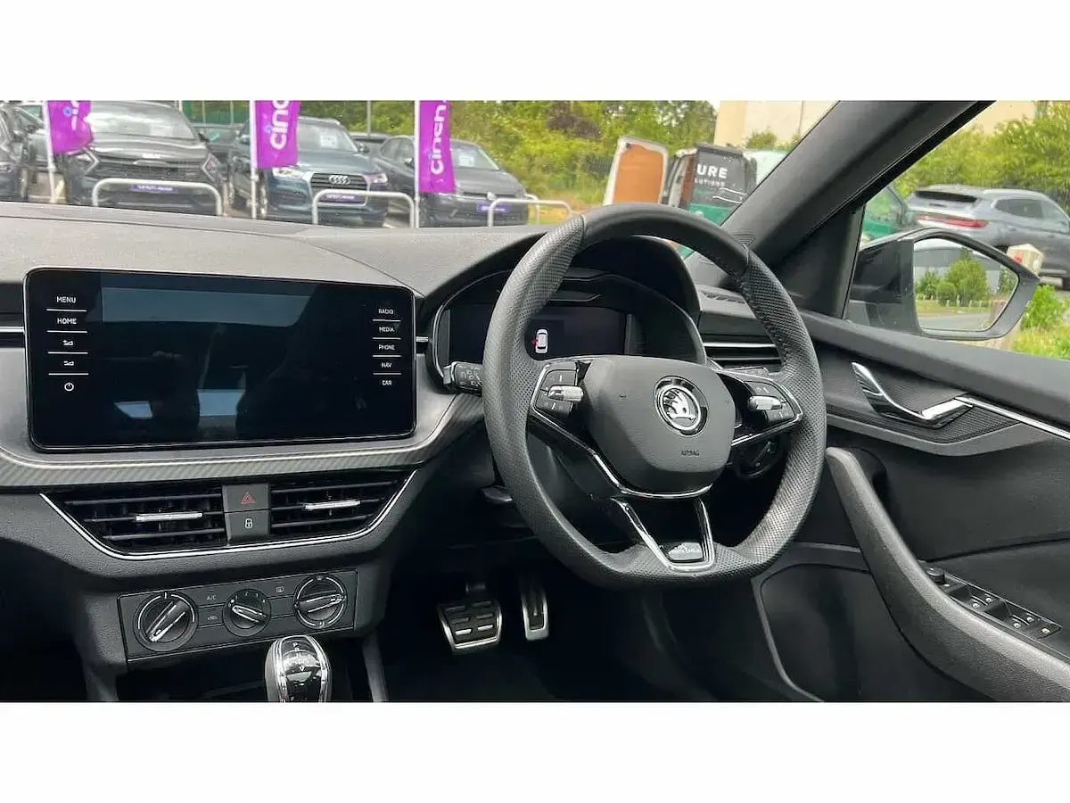 Used Skoda Kamiq Monte Carlo 147 HP (108 kW) 2023 Silver SUV