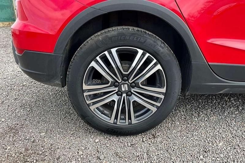 Used Seat Arona SE Technology 94 HP (69 kW) 2023 Red SUV