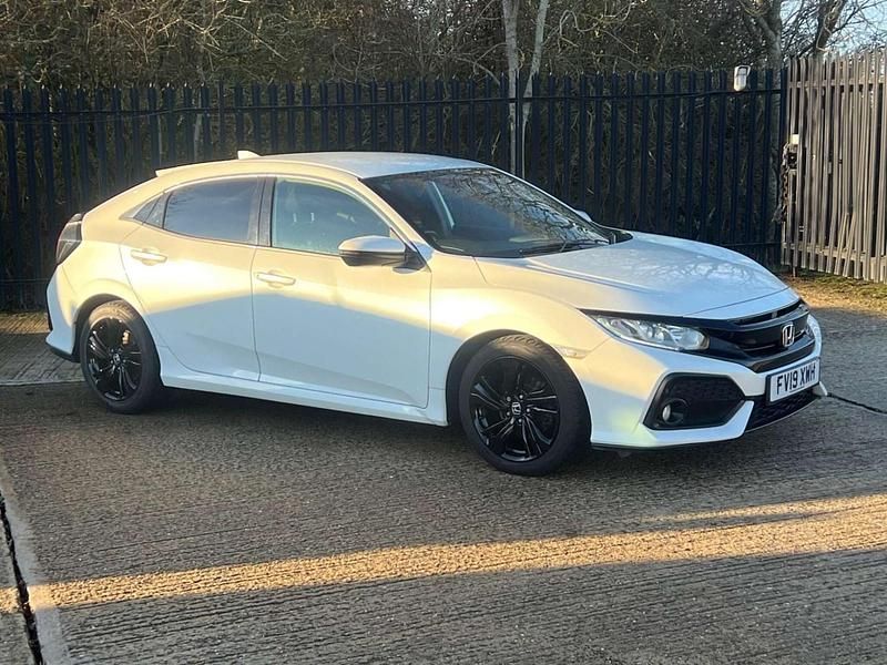 Used Honda Civic SR 120 HP (88 kW) 2019 White Hatchback