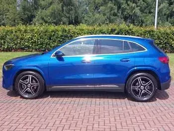 Used Mercedes GLA200 Executive 163 HP (119 kW) 2025 Blue SUV
