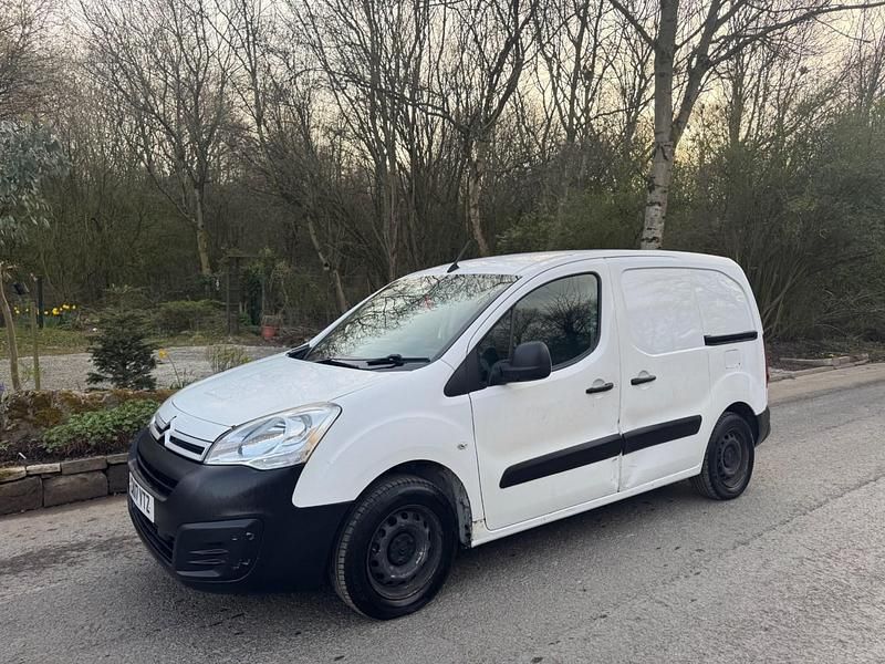 Used Citroën Berlingo 2017 White MPV