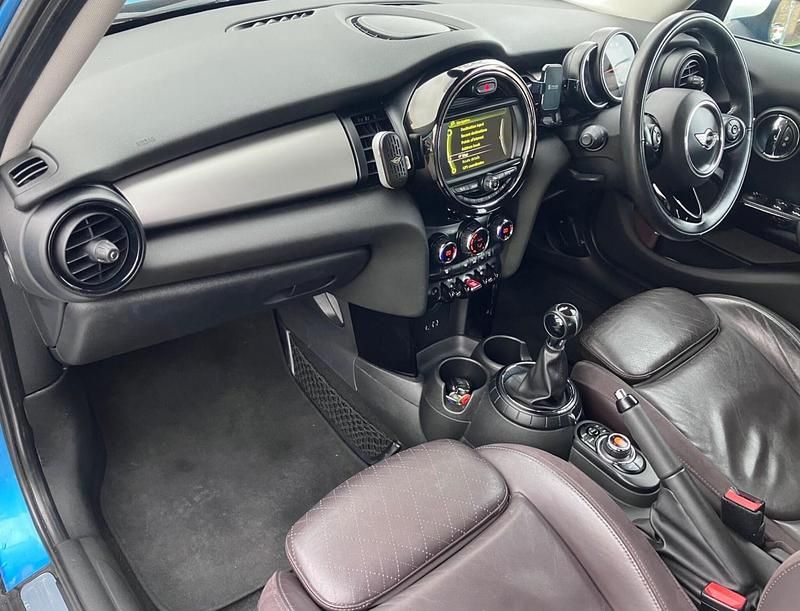 Used Mini Cooper D Hatch 2014 Blue Hatchback