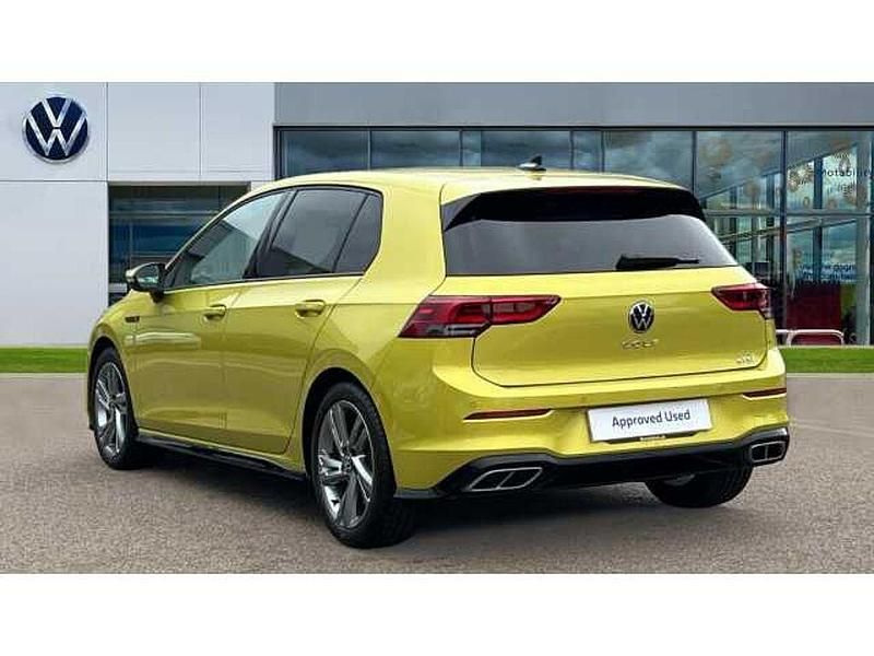 Used VW Golf VII R-line 150 HP (110 kW) 2021 Yellow Hatchback