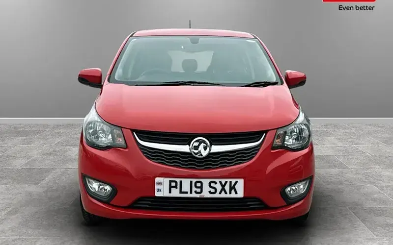 Used Vauxhall Viva 73 HP (53 kW) 2019 Red Hatchback