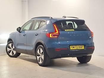 Usado Volvo XC40 Plus 211 HP (155 kW) 2023 Azul SUV