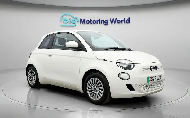 Used Fiat 500e Action 69 kW (95 HP) 2022 White Hatchback