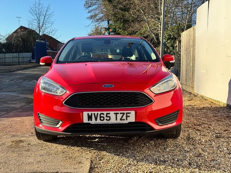 Used Ford Focus Style 2015 Red Hatchback