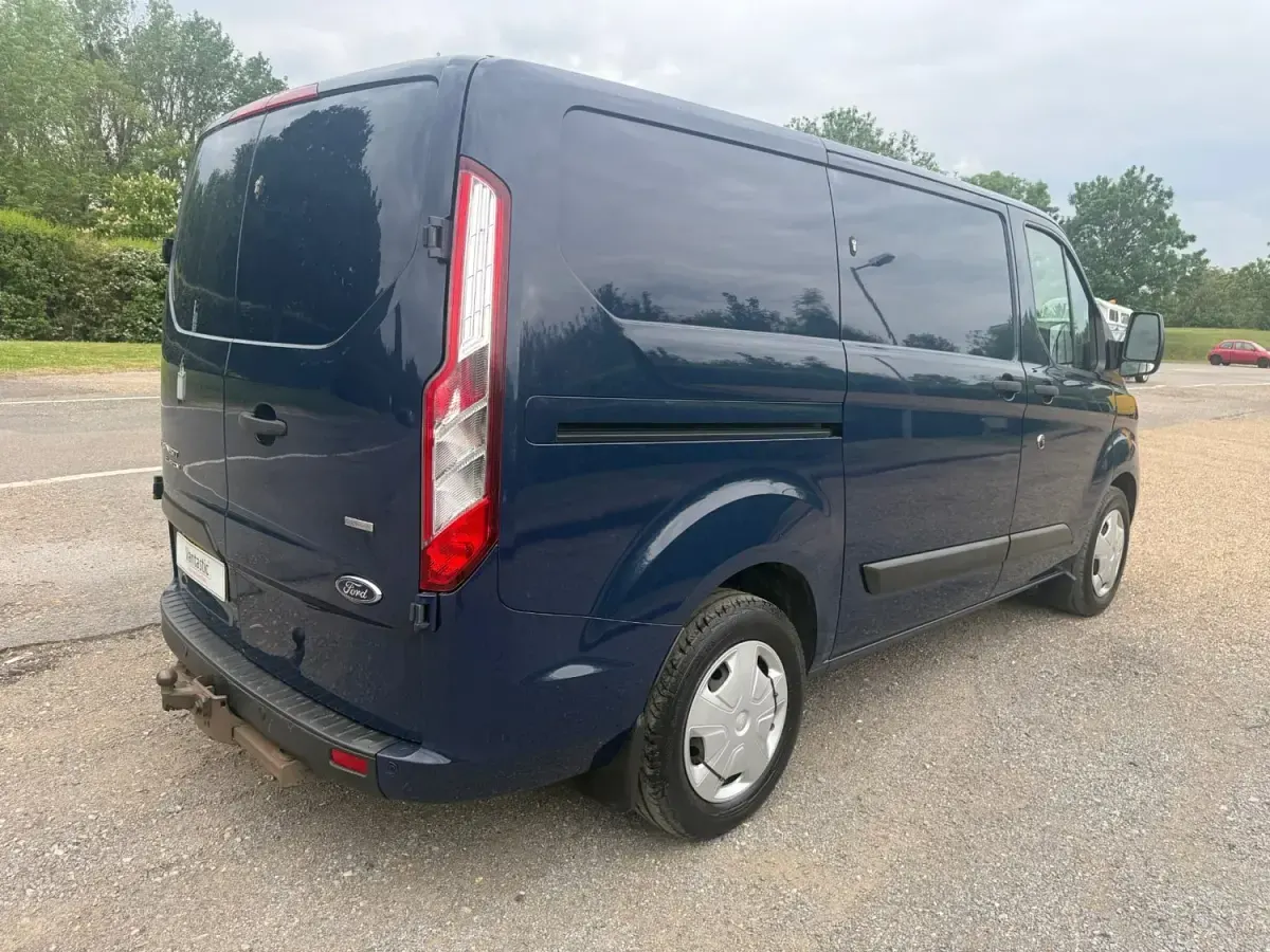 Używany Ford Transit Custom Trend 130 KM (95 kW) 2019 Niebieski Van