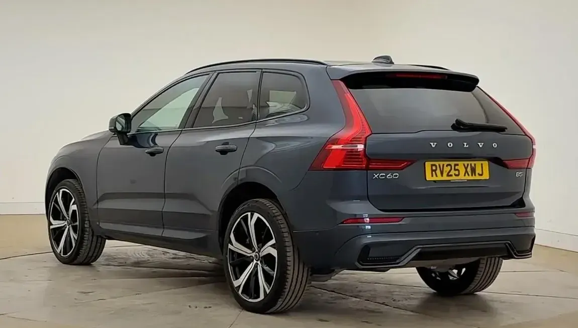 Used Volvo XC60 Ultra 247 HP (181 kW) 2025 Blue SUV