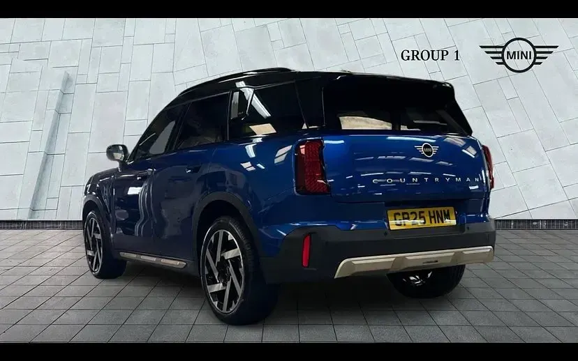 Used Mini Countryman Exclusive 215 HP (158 kW) 2025 Blue SUV