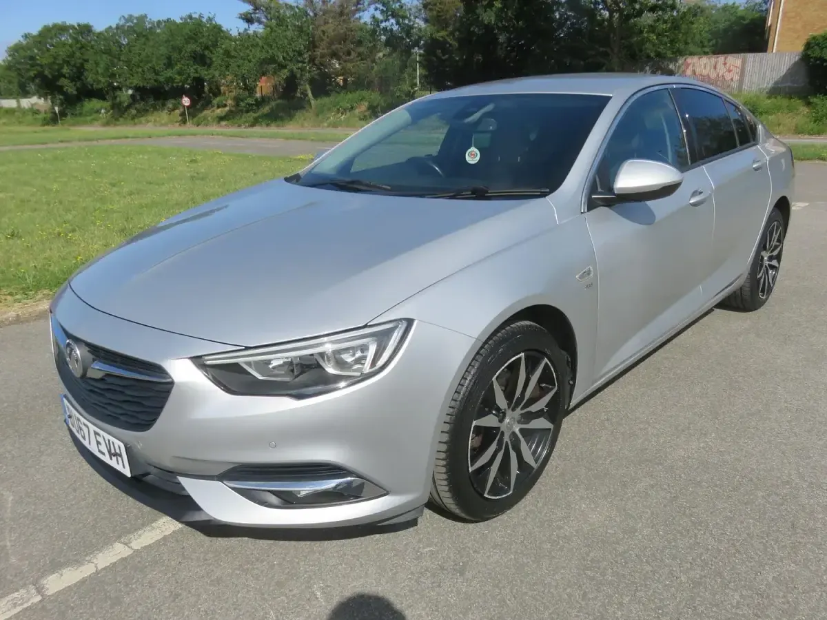 Used Vauxhall Insignia SRi 2017 Silver Hatchback