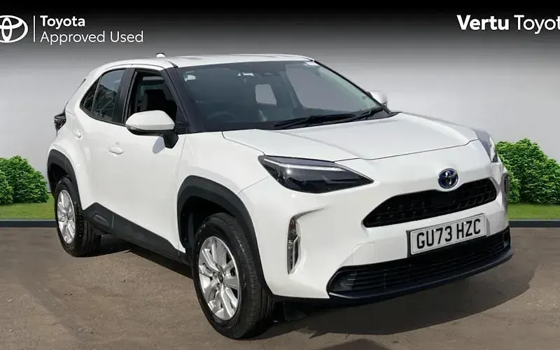 Used Toyota Yaris Hybrid 116 HP (85 kW) 2026 Estate