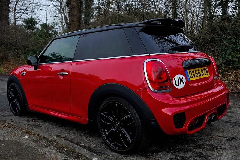 Used Mini Cooper S Hatch 2016 Red Hatchback