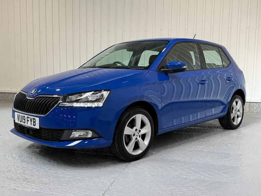 Usado Skoda Fabia SE L 110 CV (80 kW) 2019 Azul Utilitario