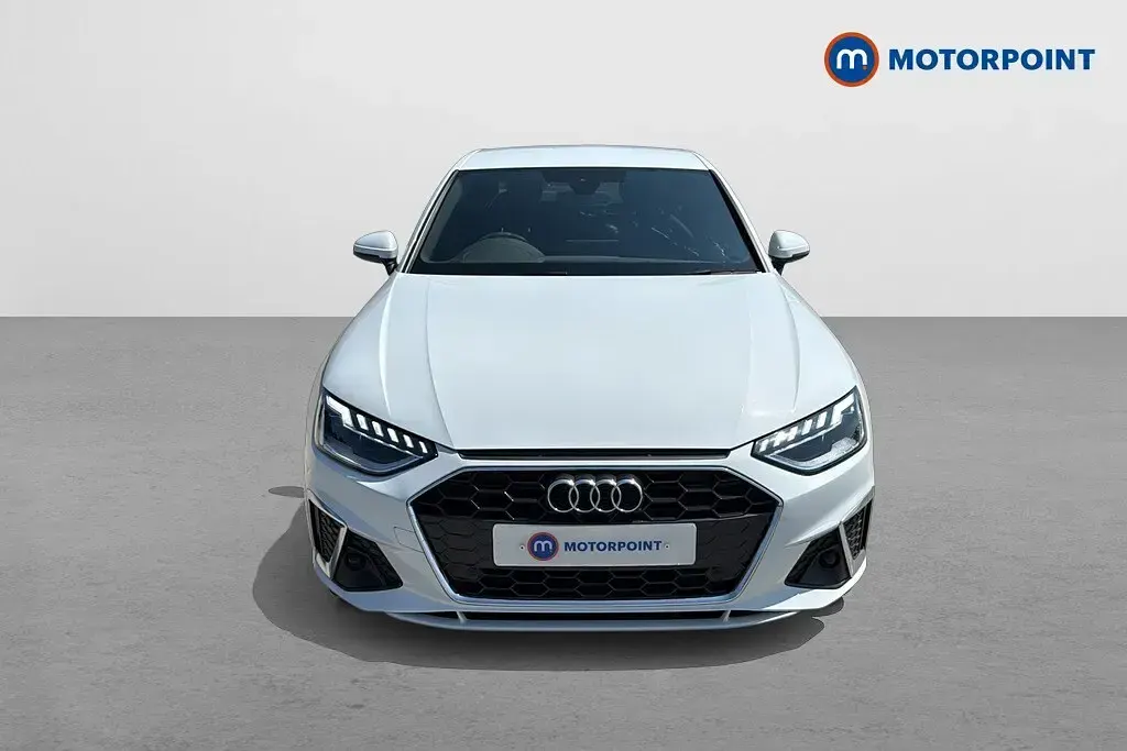 Used Audi A4 S-Line 163 HP (119 kW) 2024 White Sedan