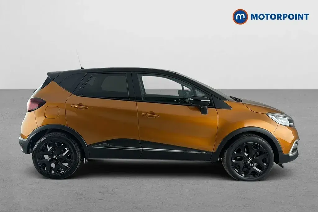 Used Renault Captur GT-Line 90 HP (66 kW) 2018 Orange/black SUV