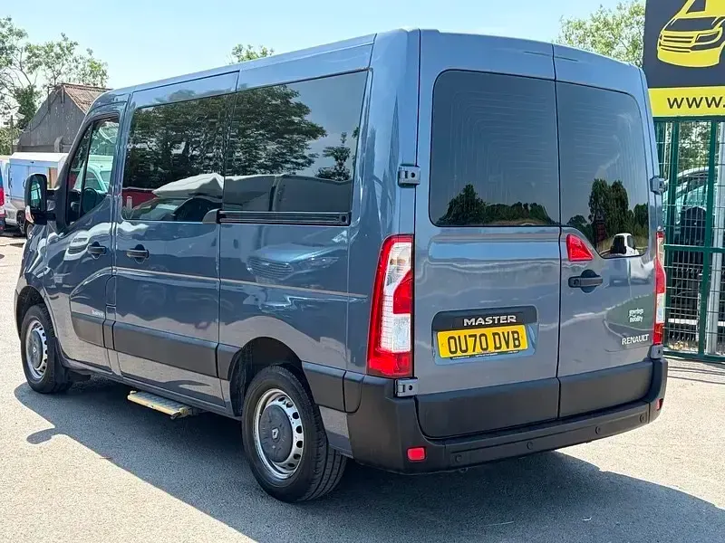 Used Renault Master 2020 Blue MPV