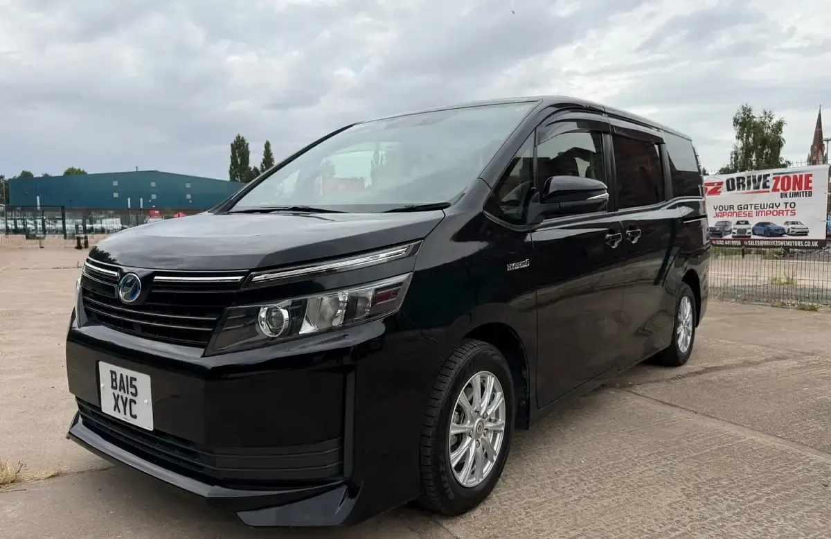 Used Toyota Voxy 2015 Black MPV