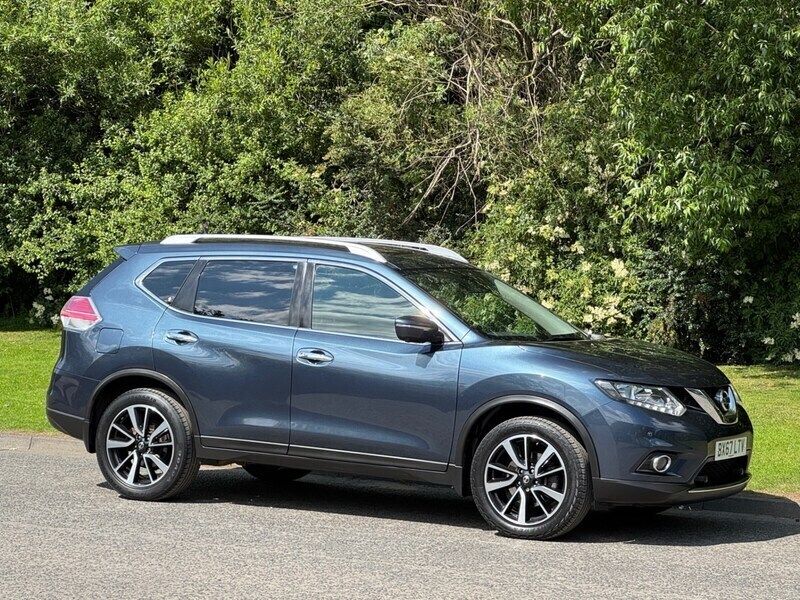 Blue metallic Used 2017 Nissan X-Trail N-TEC SUV | £10,495 (Fair price) - Image 1/4
