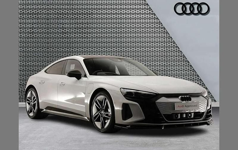 Used Audi e-tron GT quattro Comfort 475 kW (646 HP) 2023 Grey Sedan