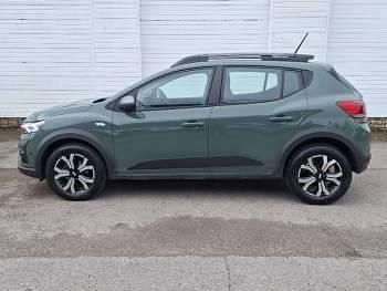 Used Dacia Sandero Journey 91 HP (66 kW) 2023 Green Hatchback