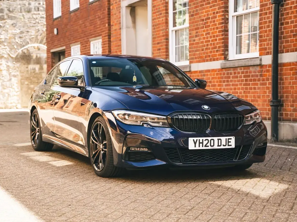 Used BMW 320 M Sport 184 HP (135 kW) 2020 Blue Sedan