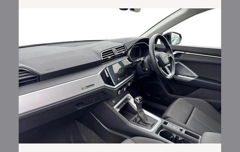 Used Audi Q3 Sport 150 HP (110 kW) 2022 Black SUV