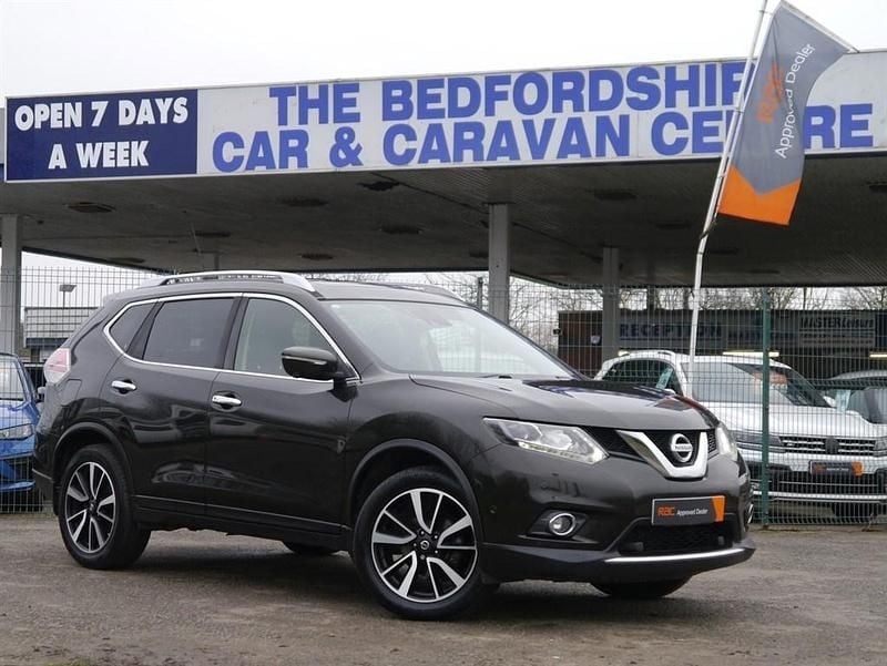 Green Used 2016 Nissan X-Trail Tekna SUV | £7,995 (Good price) - Image 1/4