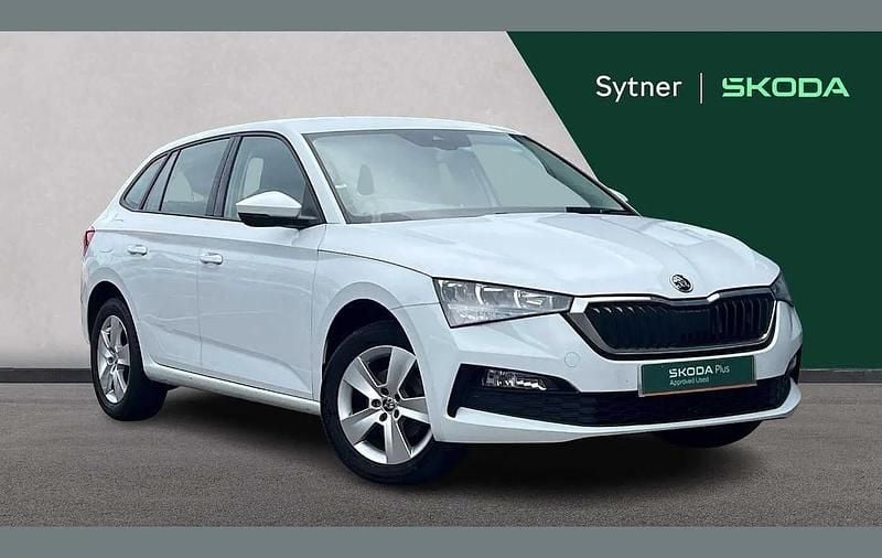 White Used 2021 Skoda Scala SE Hatchback | £12,250 (Fair price) - Image 1/4