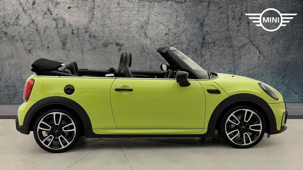 Used Mini Cooper S Sport 176 HP (129 kW) 2023 Yellow Hatchback