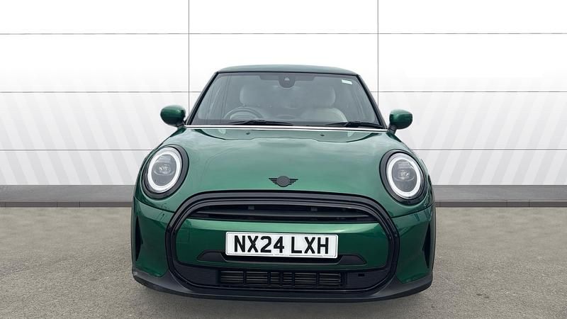 Used Mini Cooper Exclusive 156 HP (114 kW) 2024 Green Hatchback