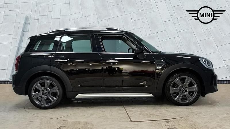 Used Mini Cooper Countryman Exclusive 134 HP (98 kW) 2021 Black SUV