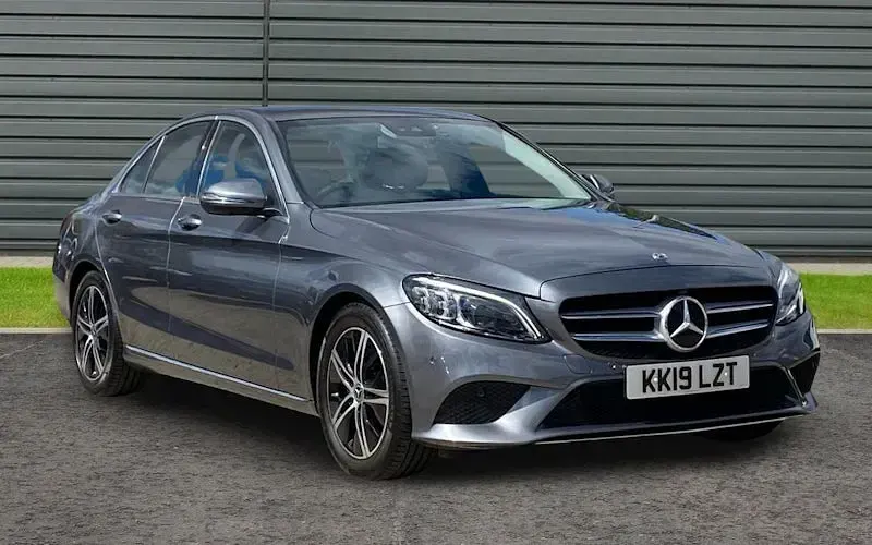 Used Mercedes C220 194 HP (142 kW) 2019 Sedan