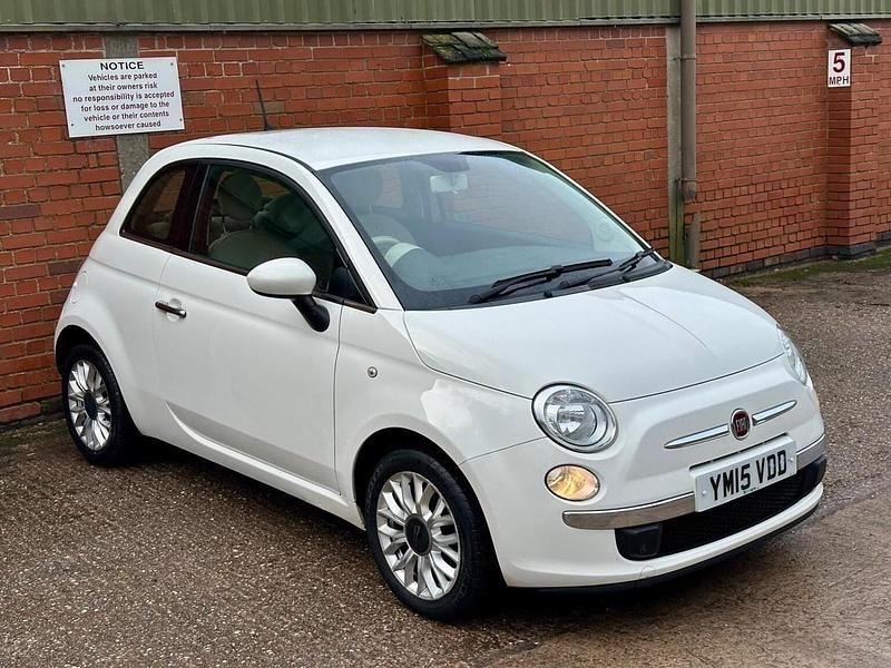 Used Fiat 500 Pop Star 69 HP (50 kW) 2015 White Hatchback
